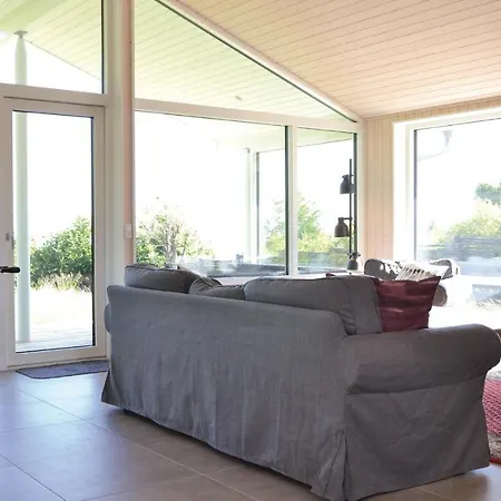 Three-bedroom In Jagerspris Feriehus Jægerspris