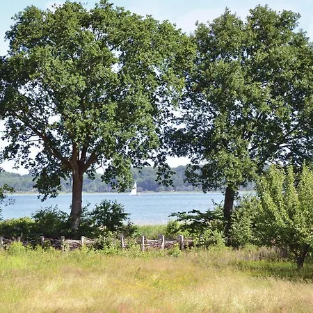 Three-bedroom In Jagerspris Jægerspris