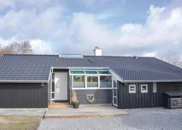 Дом отдыха Three-bedroom In Jagerspris *